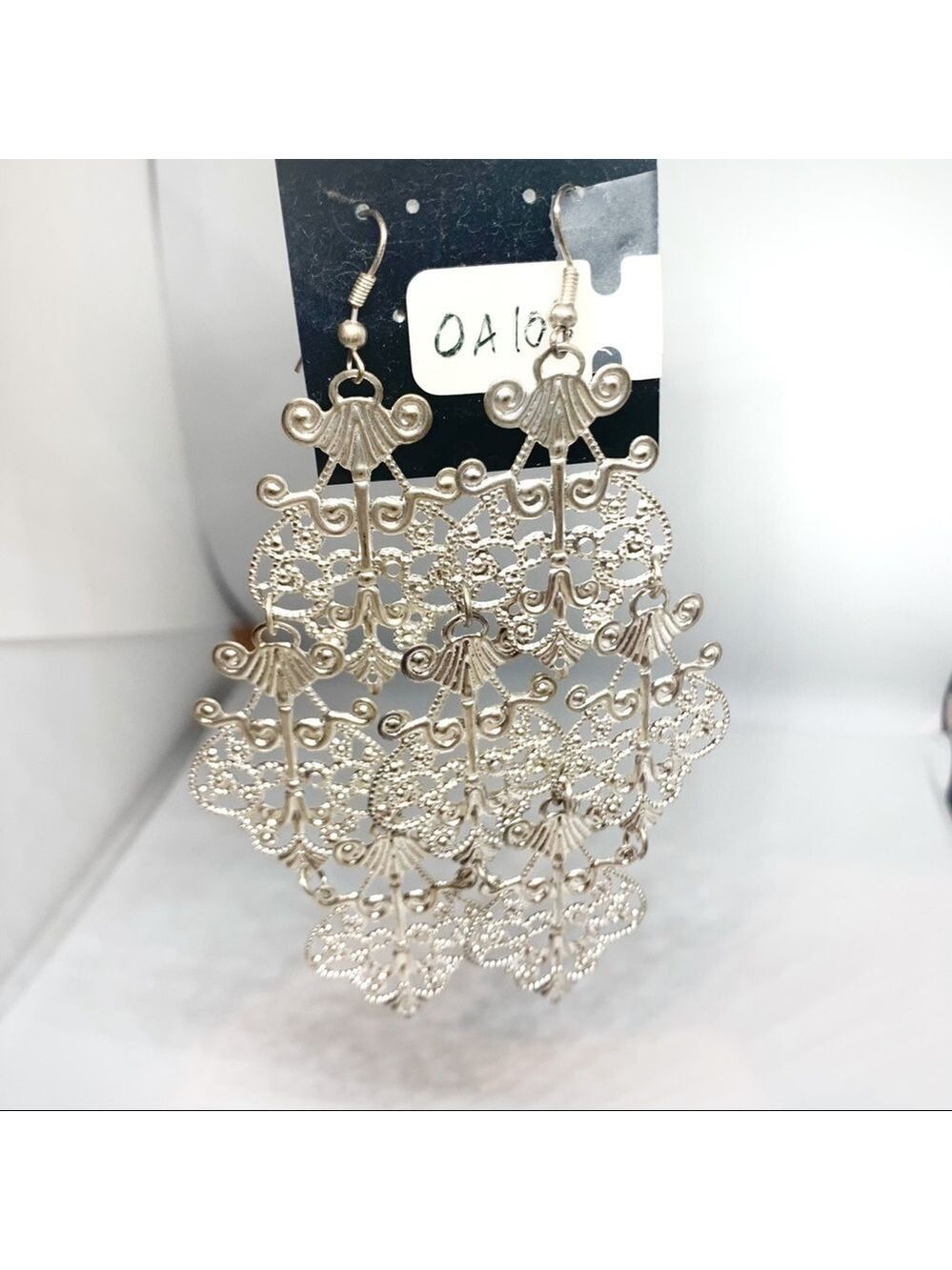 NEW-SILVER Flowers Delicate Chandelier Earrings - Picture 6 of 7